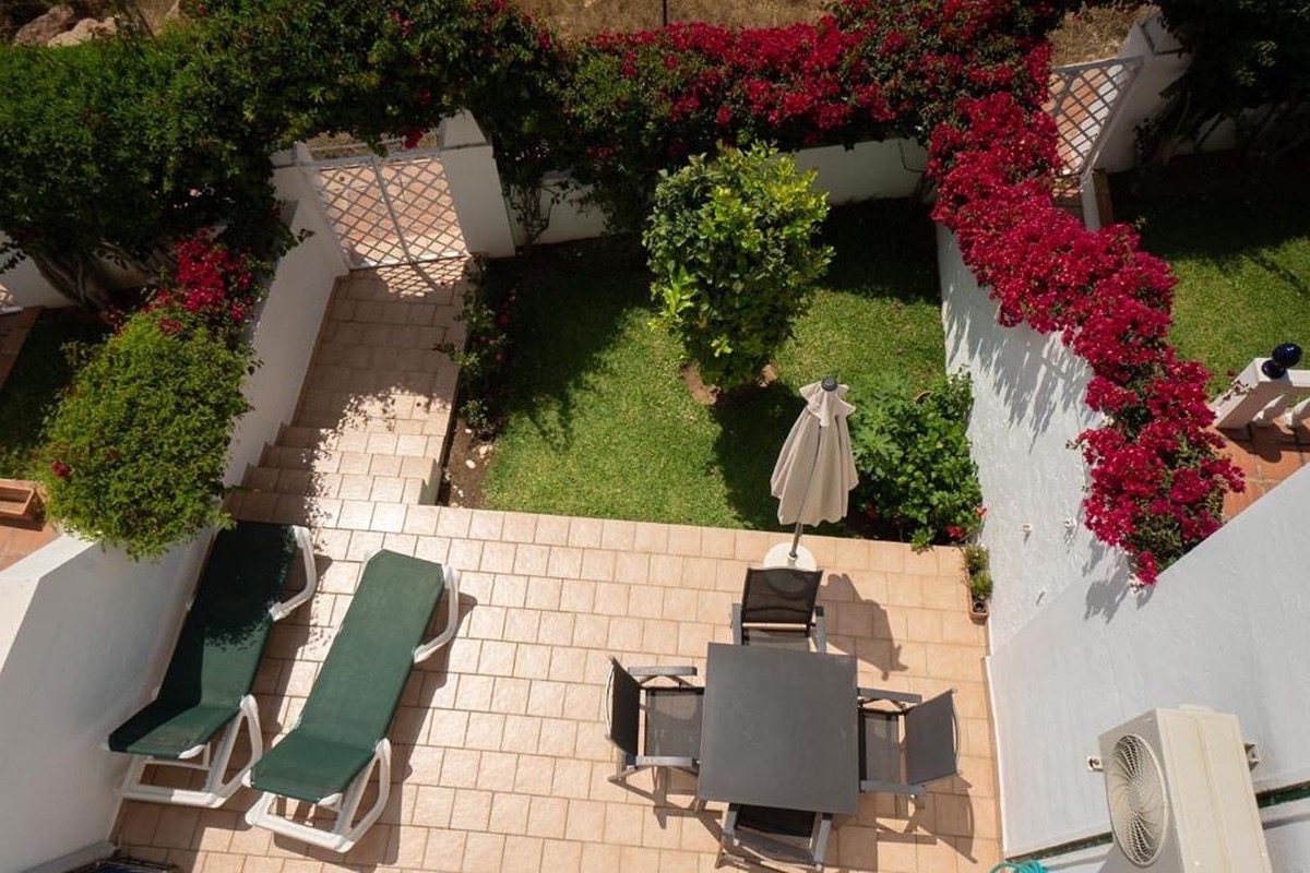 townhouse in Alhambra