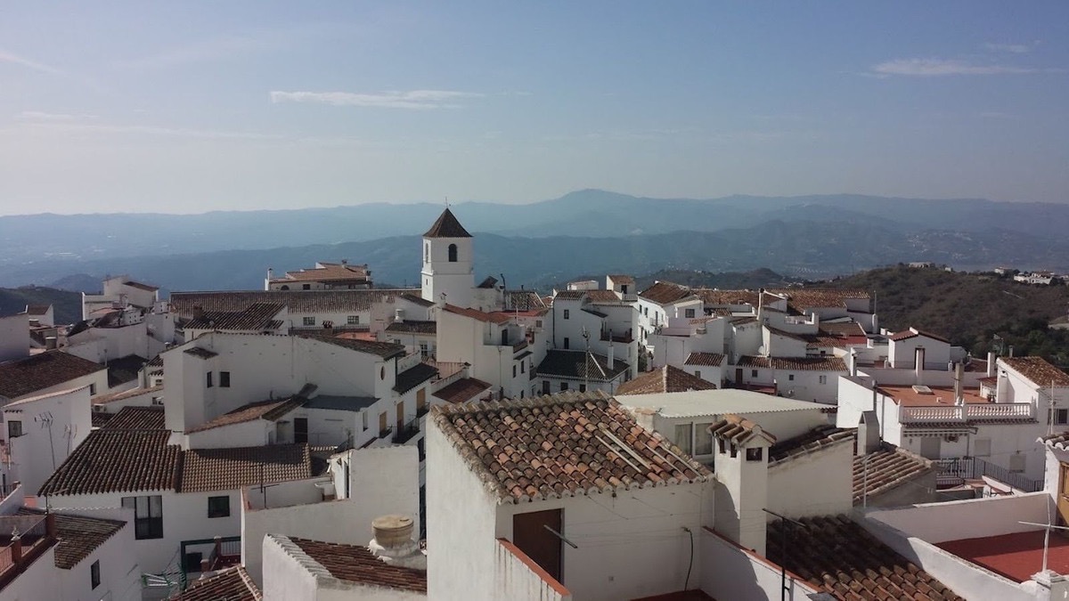 Exclusive villa in the country side of Canillas de Aceituno