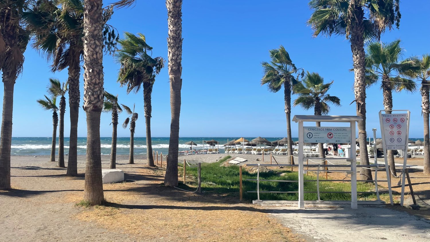 Frontline ground floor apartment of 170m2