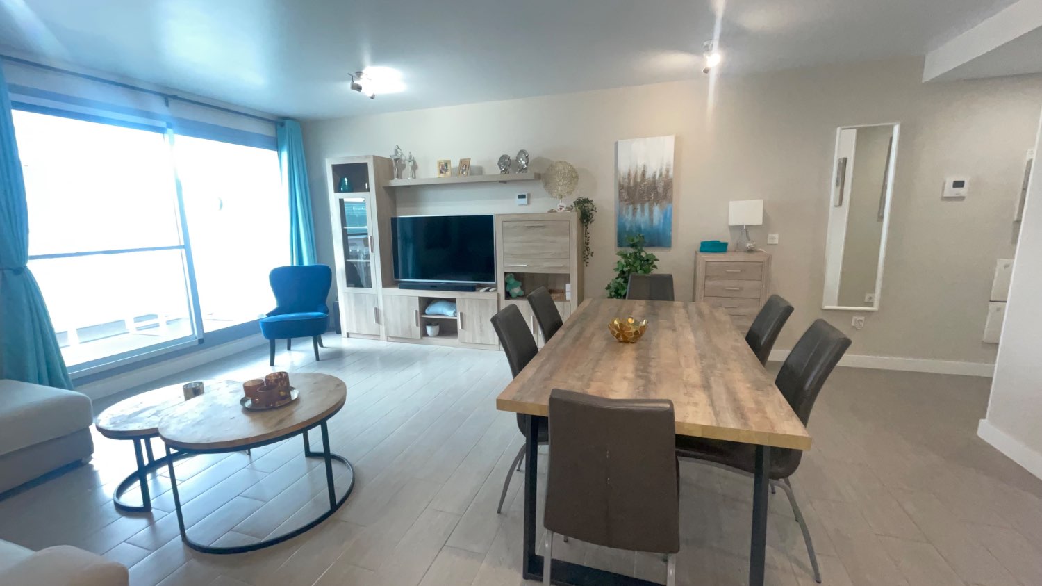 Apartamento recién construido en primera línea en Torrox Costa