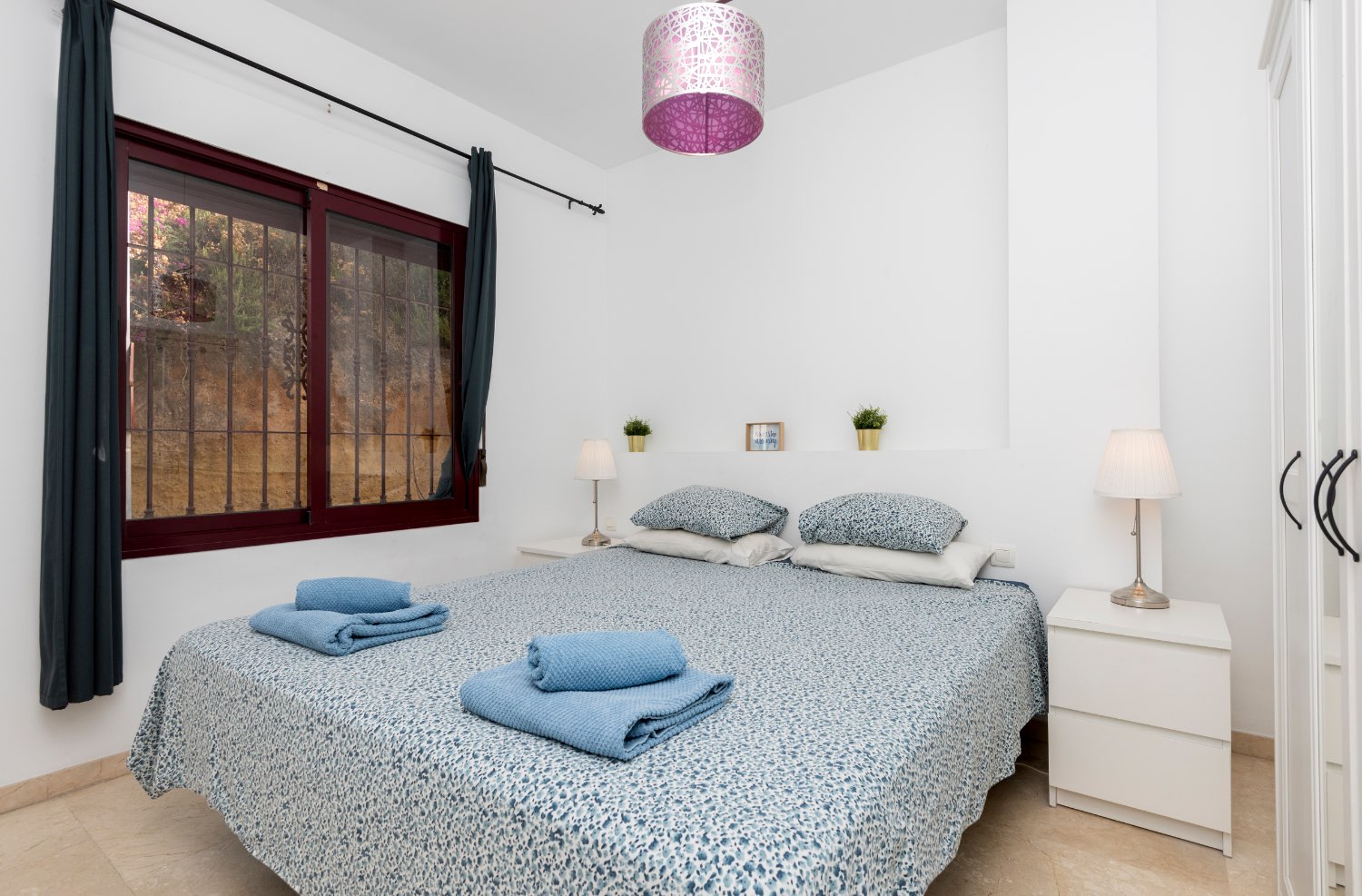 3 bed frontline apartment on Burriana Playa