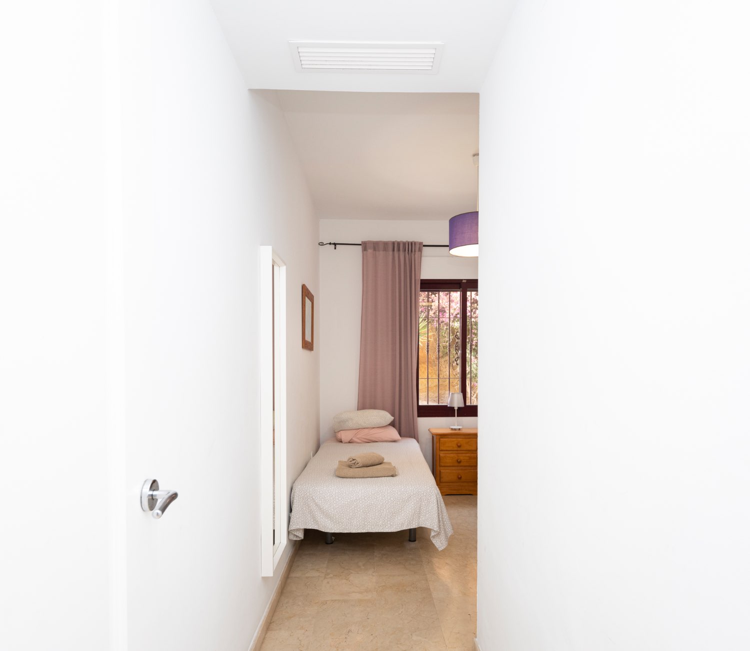3 bed frontline apartment on Burriana Playa