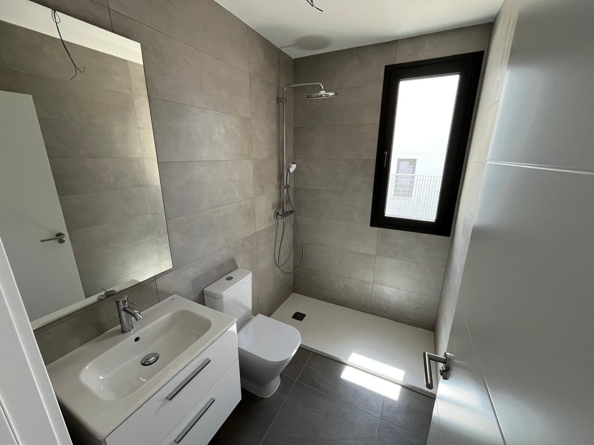 SEMI-DETACHED HOUSE WITH FANTASTIC SEA VIEW