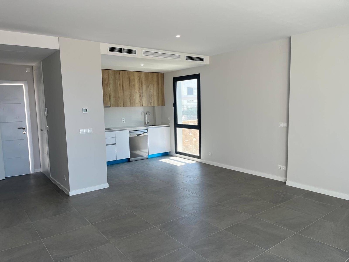 SEMI-DETACHED HOUSE WITH FANTASTIC SEA VIEW