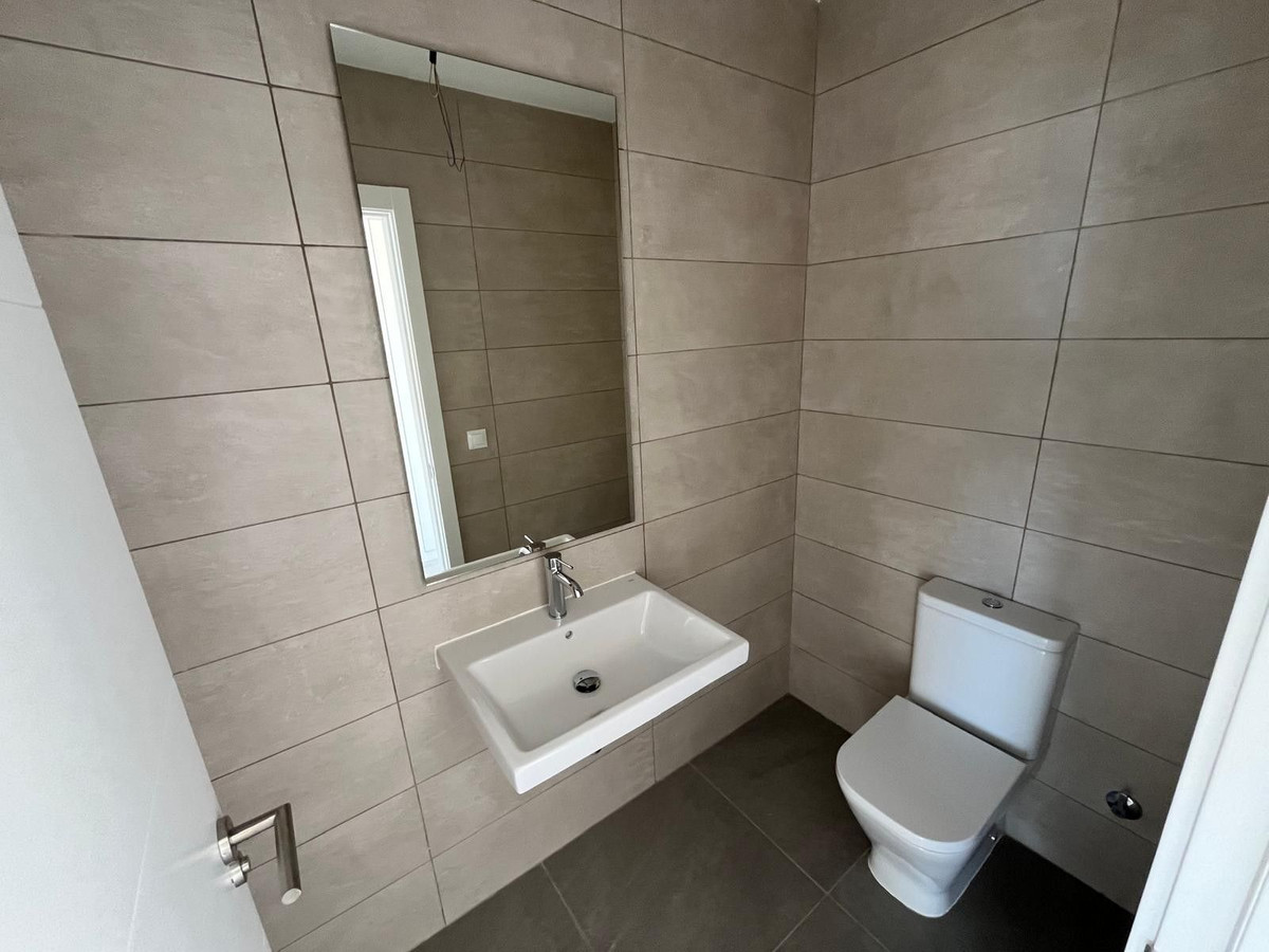 SEMI-DETACHED HOUSE WITH FANTASTIC SEA VIEW