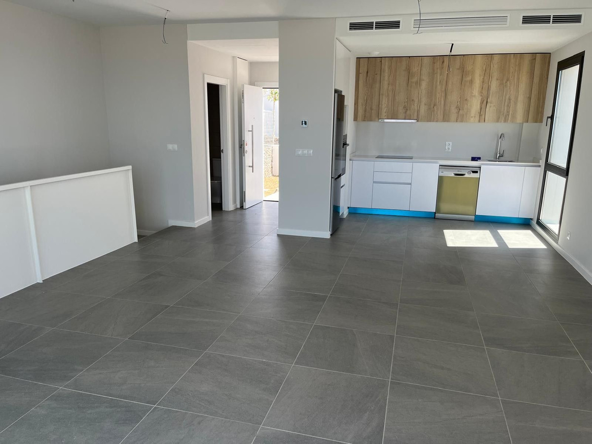 NEW BUILT SEMI DETACHED HOUSE WITH GREAT SEA VIEWS