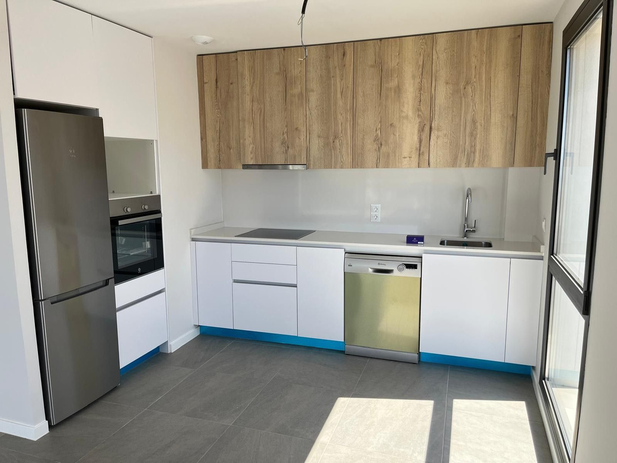 NEW BUILT SEMI DETACHED HOUSE WITH GREAT SEA VIEWS