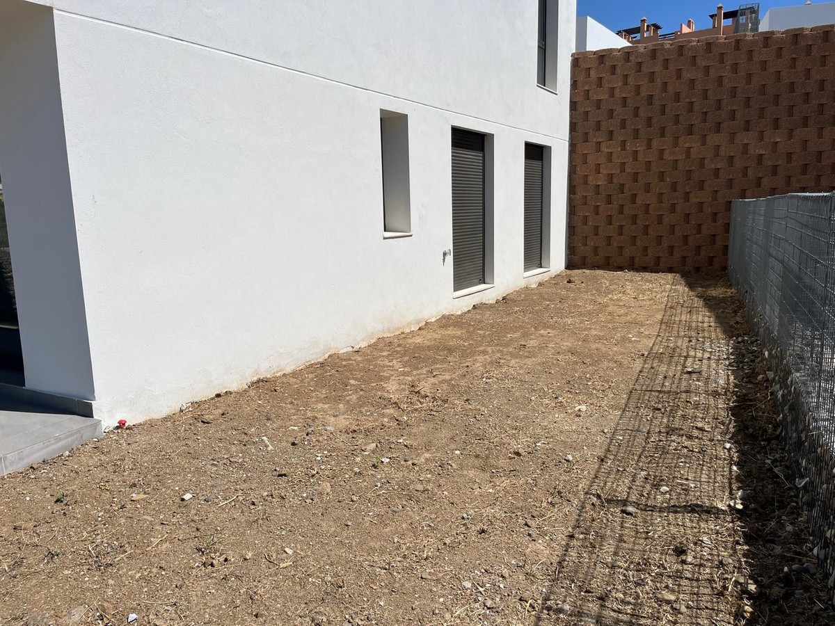 NEW BUILT SEMI DETACHED HOUSE WITH GREAT SEA VIEWS