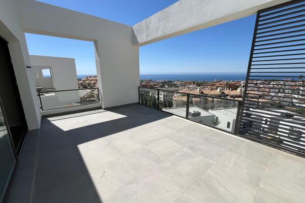 NEW BUILT SEMI DETACHED HOUSE WITH GREAT SEA V...