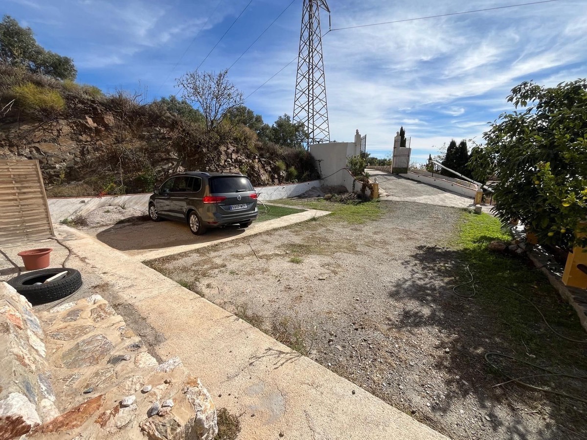 House in Itrabo, Costa Tropical