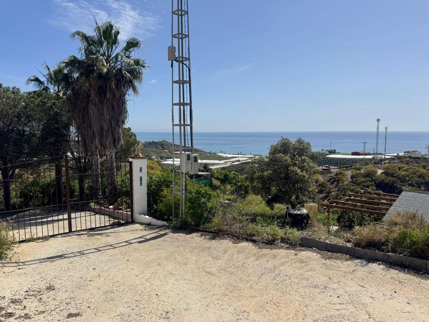 Country house 1.5 km from the beach