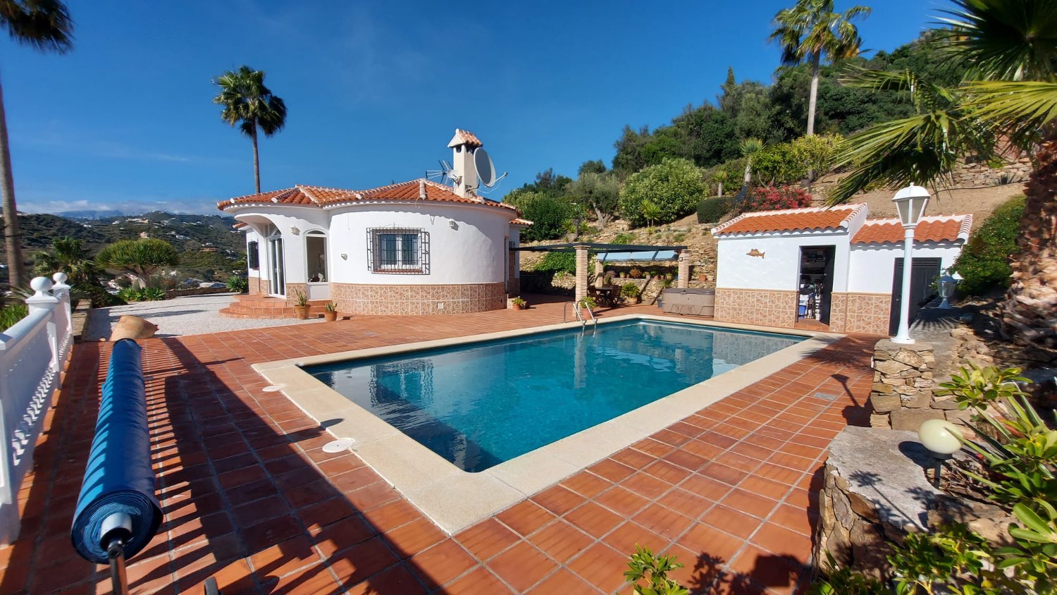 unique country villa in Torrox