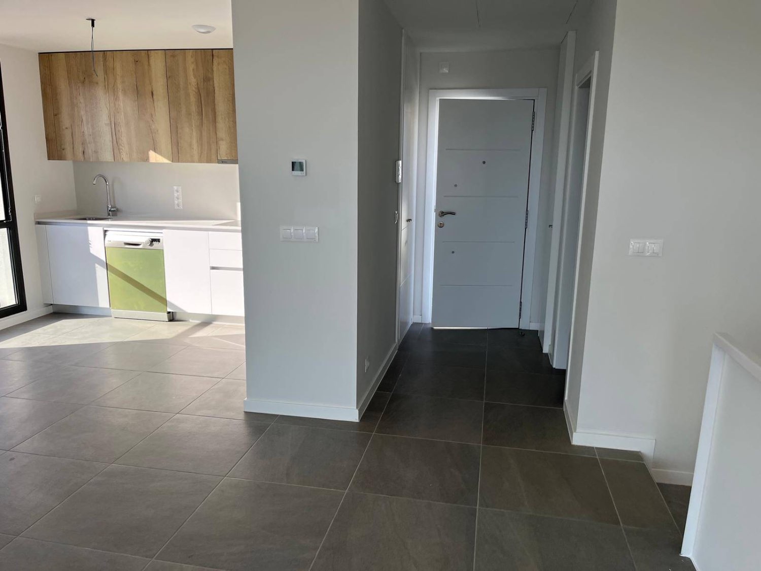 CASA ADOSADA RECIÉN CONSTRUIDA (2025) EN REVIERA DEL SOL