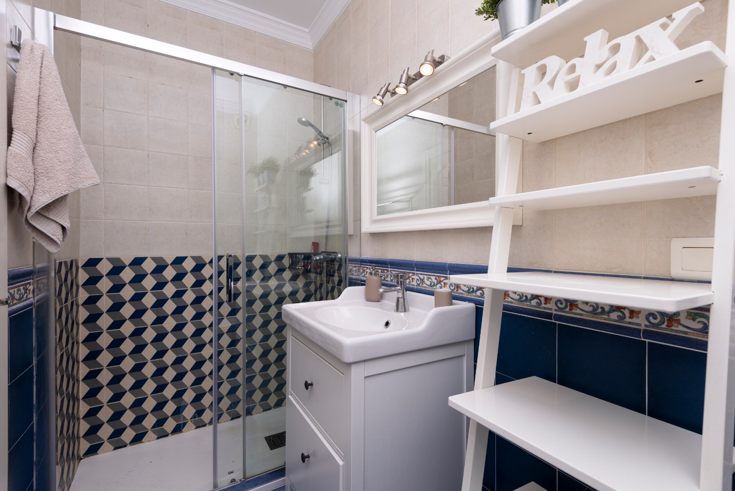 Modern apartment in the heart of Nerja