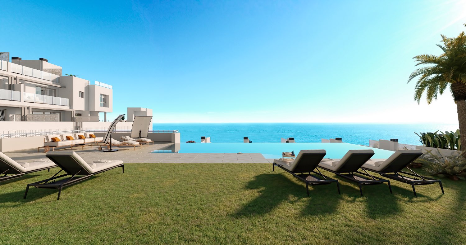 22 new built houses with panoramic sea views, 350 meters from El Peñoncillo Playa. Prices from €479,000.