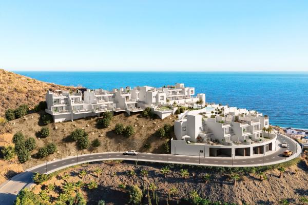 22 new built houses with panoramic sea views, 350 meters...