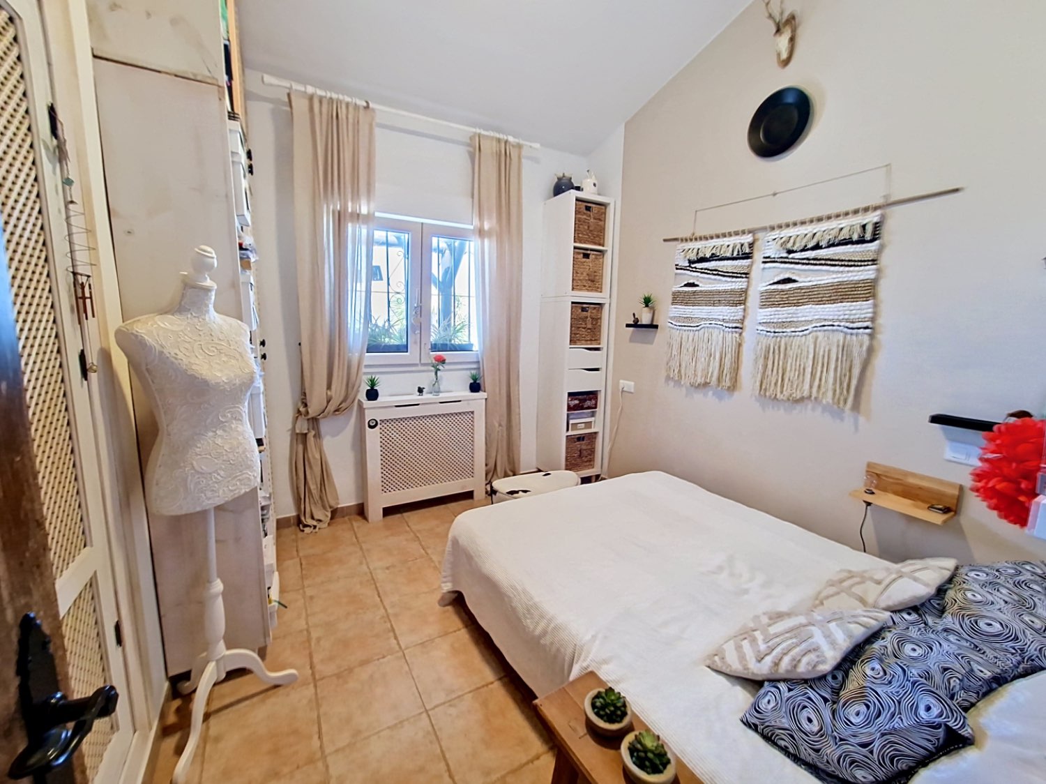 prestige villa for sale in Canillas de Aceituno