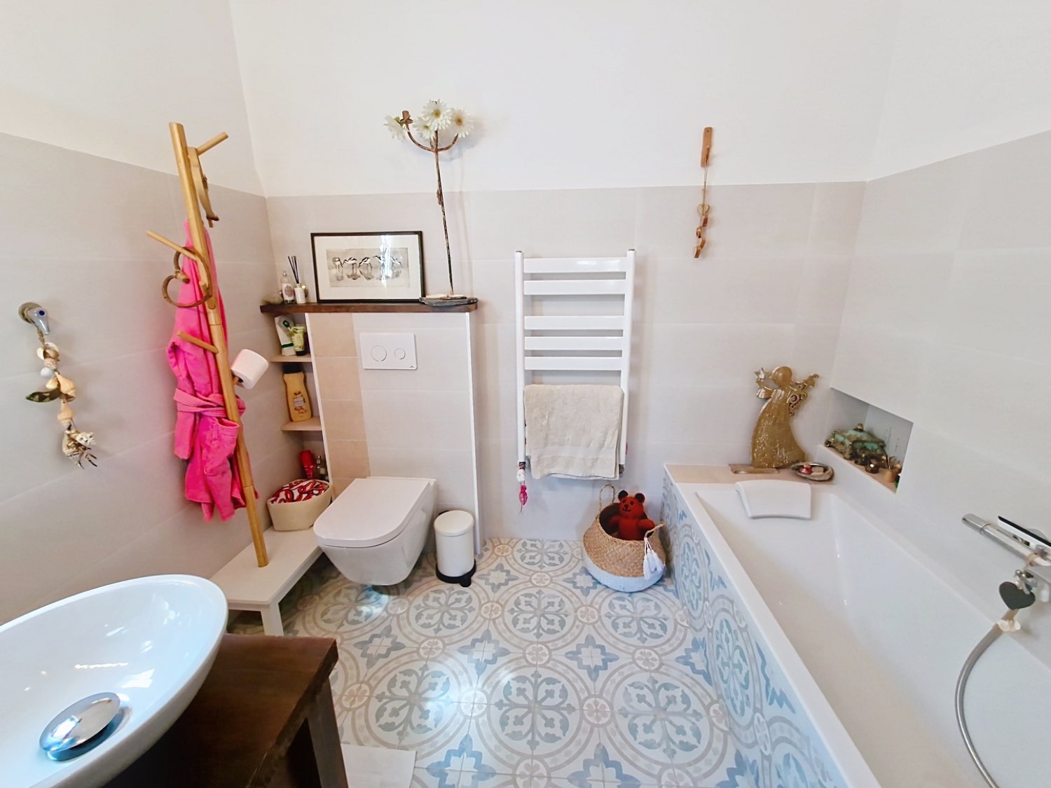 prestige villa for sale in Canillas de Aceituno