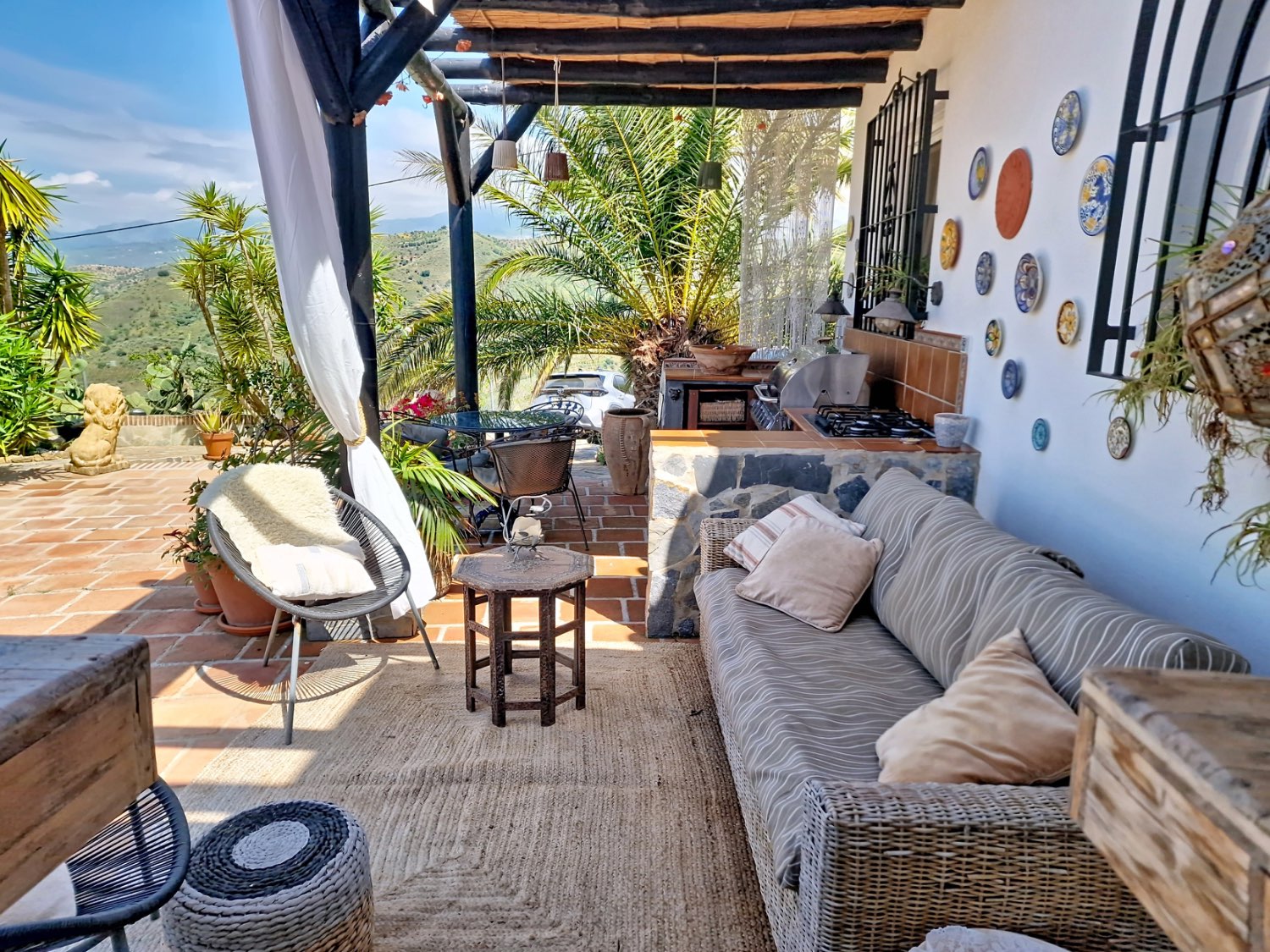 prestige villa for sale in Canillas de Aceituno